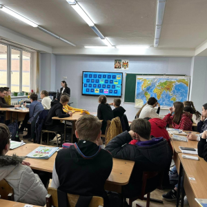 Activități de tip conferință, masă rotundă, act. transdisciplinară, victorină, reportaj