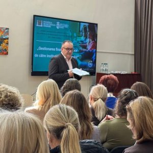 Seminarul municipal cu genericul „Gestionarea finanțelor publice de către instituțiile de învățământ”