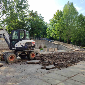 📢 Investiții în viitorul educației: Lucrări de modernizare la Liceul Teoretic „Petru Zadnipru”!